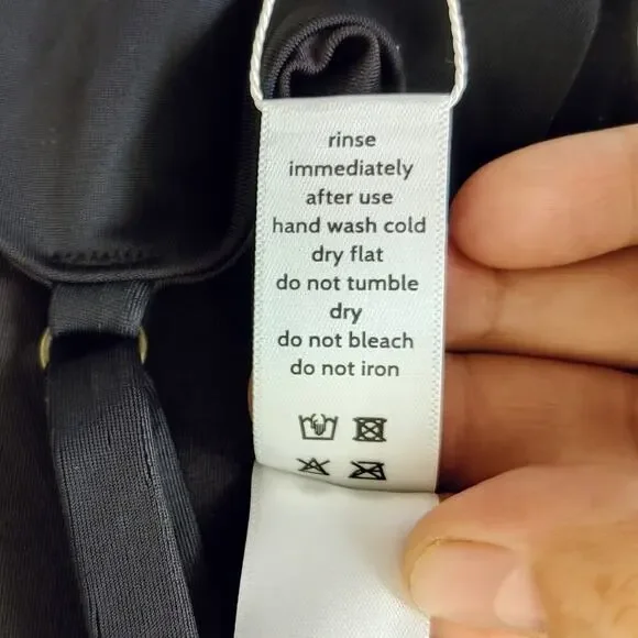 Andie One Piece‎ Swimsuit Black Sz M The Samoa Cutout Flattering swimwear - Picture 5 of 7